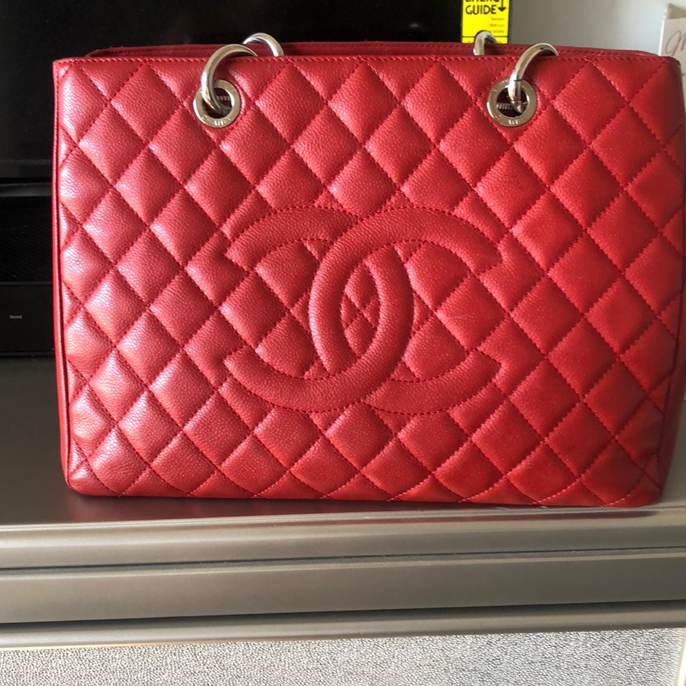 Chanel bag authentic